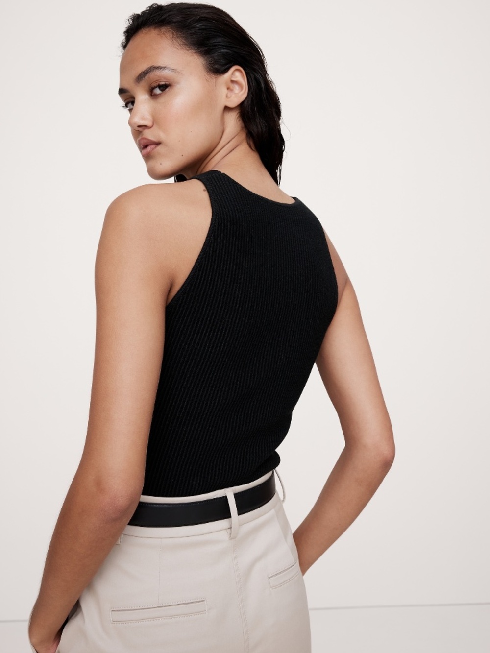 Banana Republic Sculpted Ribbed Tank Black Size S - Picture 2 of 9